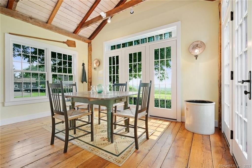 35 Northrop St - Photo 5 of 24