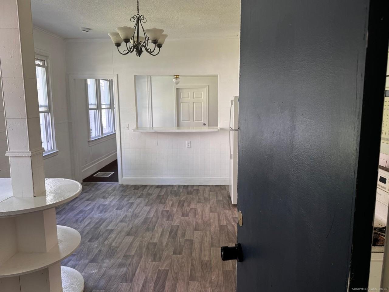 42 Bassett St - Photo 4 of 9