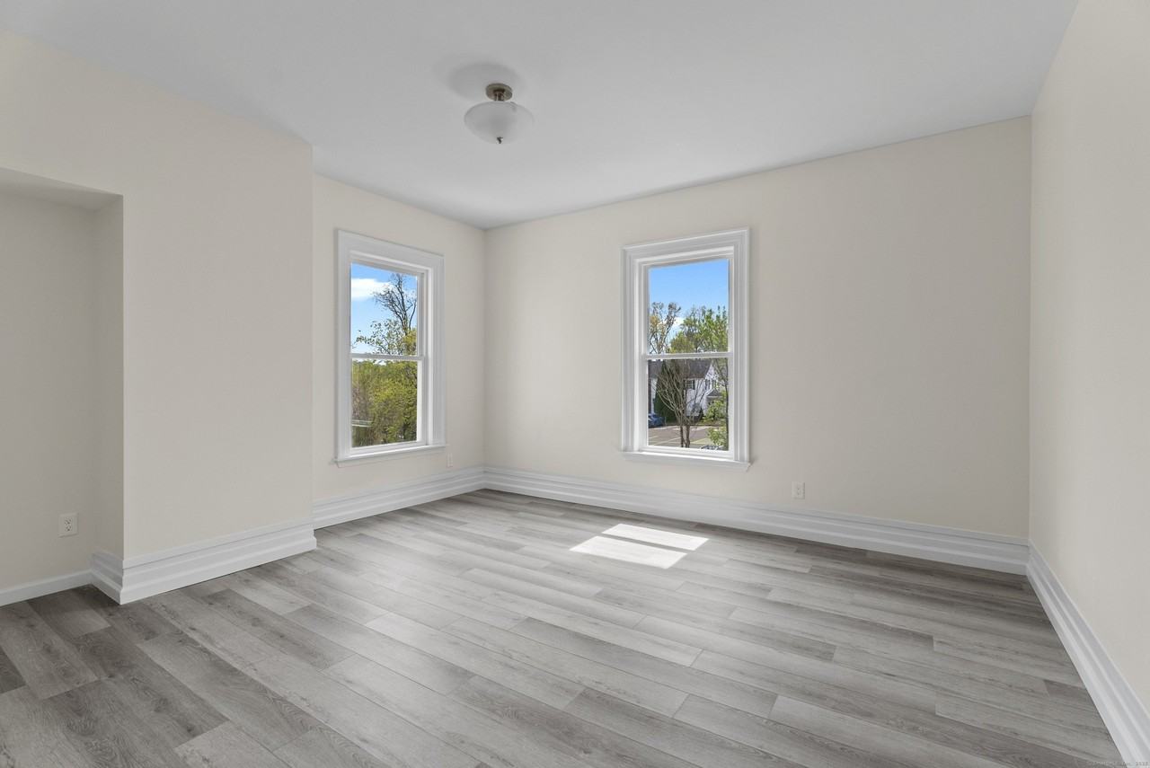 72 S Main St Unit 2c #2C