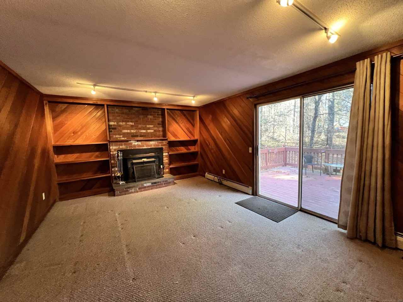 12 Hilltop Dr - Photo 7 of 21