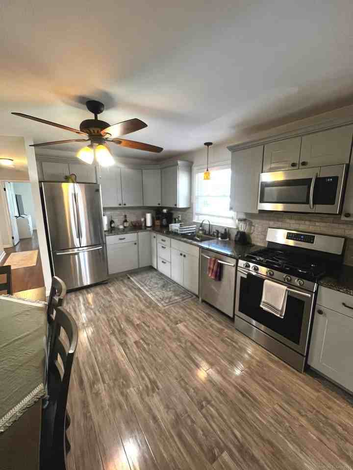 20 Glenfield Ave - Photo 6 of 12