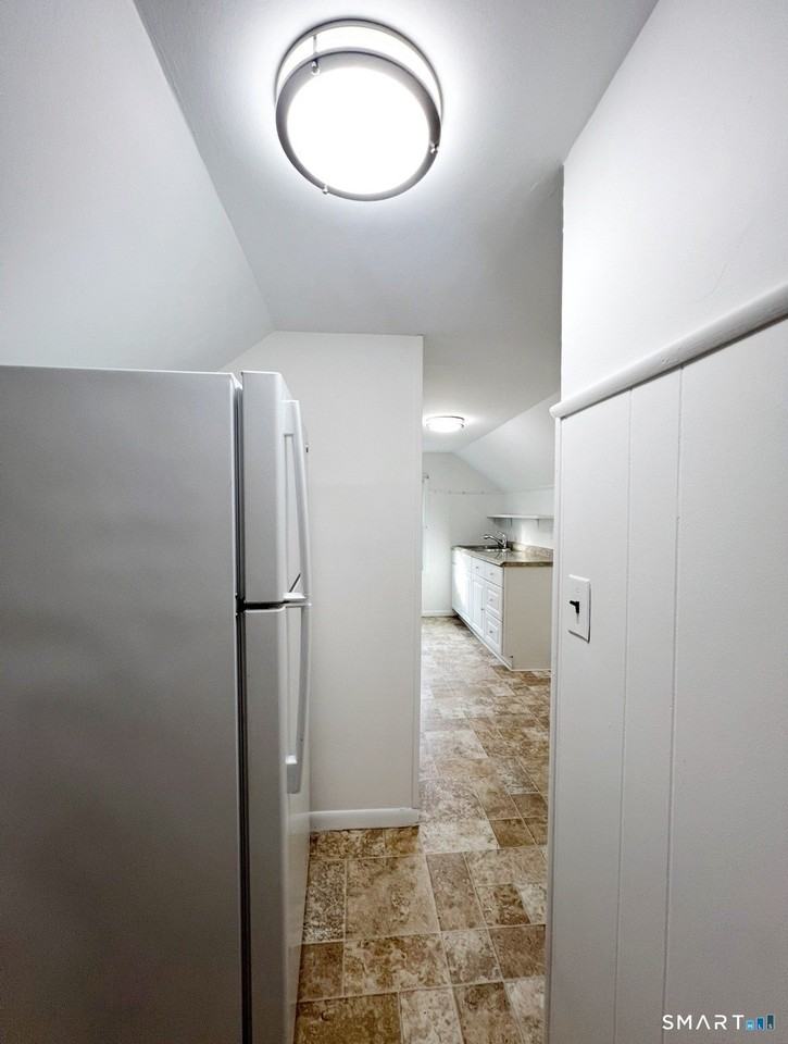 106 Lafayette St Unit 3 #3 - Photo 4 of 7