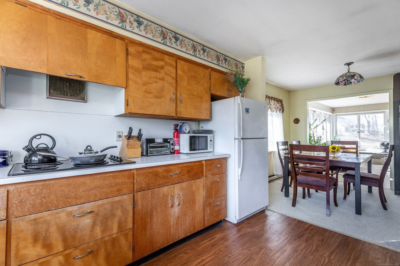 5 Joray Rd - Photo 6 of 13