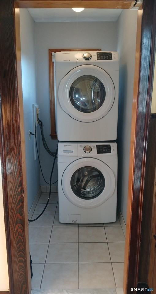 652 High St Unit 2 #2 - Photo 3 of 16