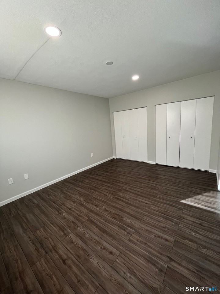 270 High St Apt A2 #A2 - Photo 3 of 5