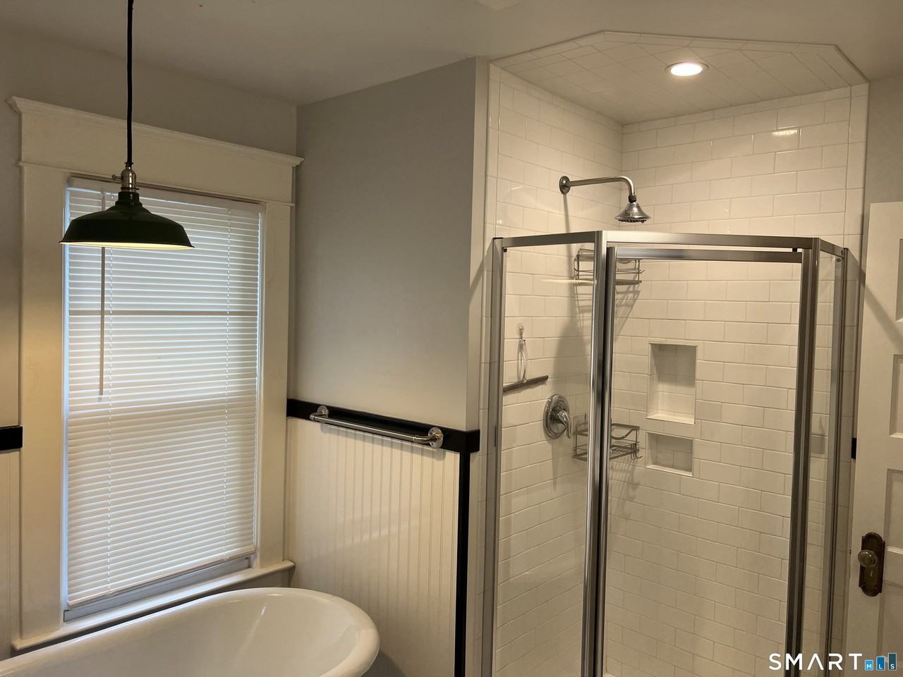 16 Cowing Ter - Photo 3 of 24