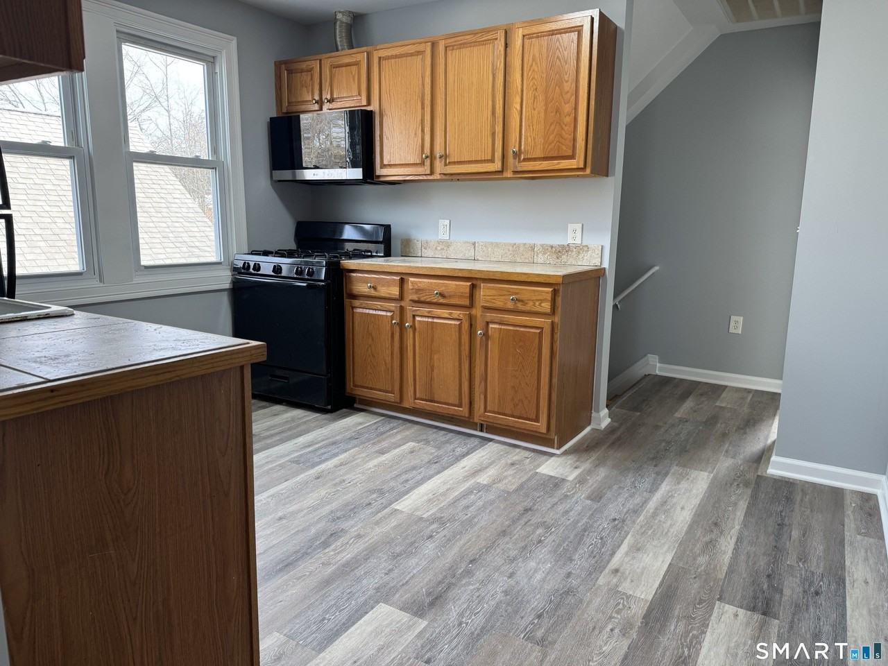 39 Lander St 3rd Fl #3rdFL - Photo 2 of 18