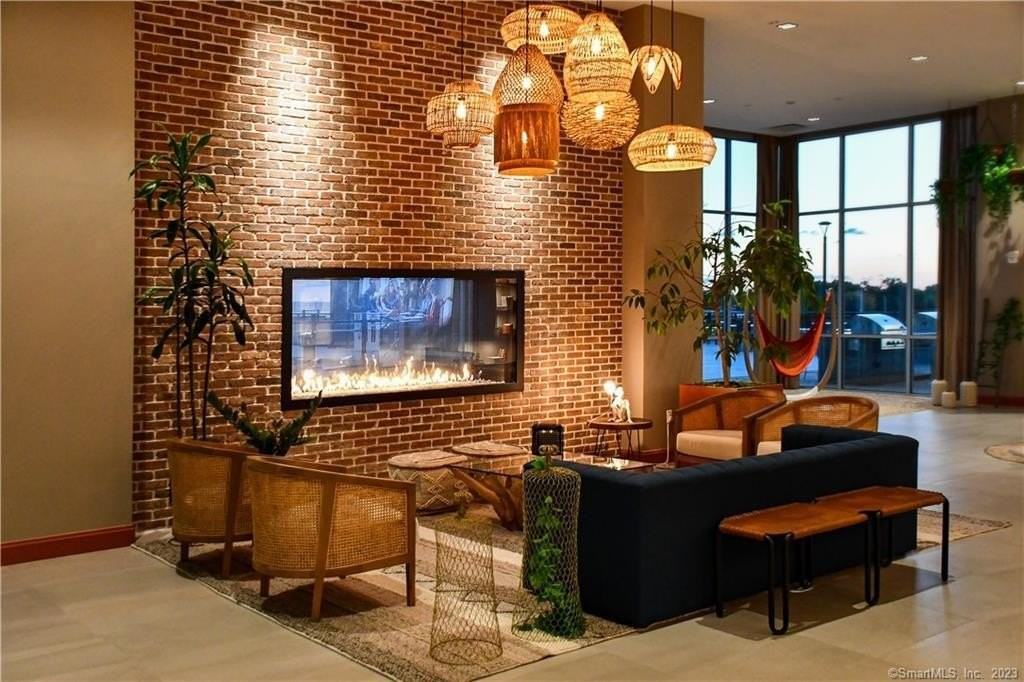 2 Harbor Point Rd S Apt 1613 #1613 - Photo 3 of 21