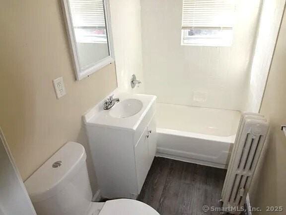 197 Collins St #3B - Photo 3 of 5