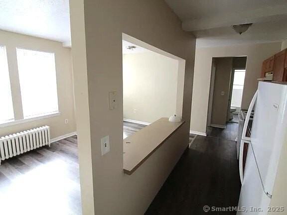 197 Collins St #3B - Photo 4 of 5