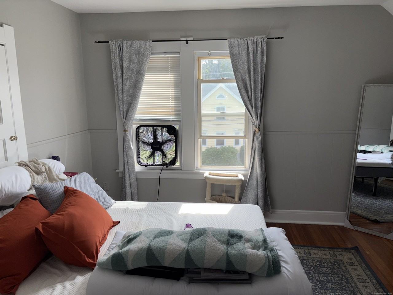 37 Hungerford Ave Unit 3 #3 - Photo 7 of 15