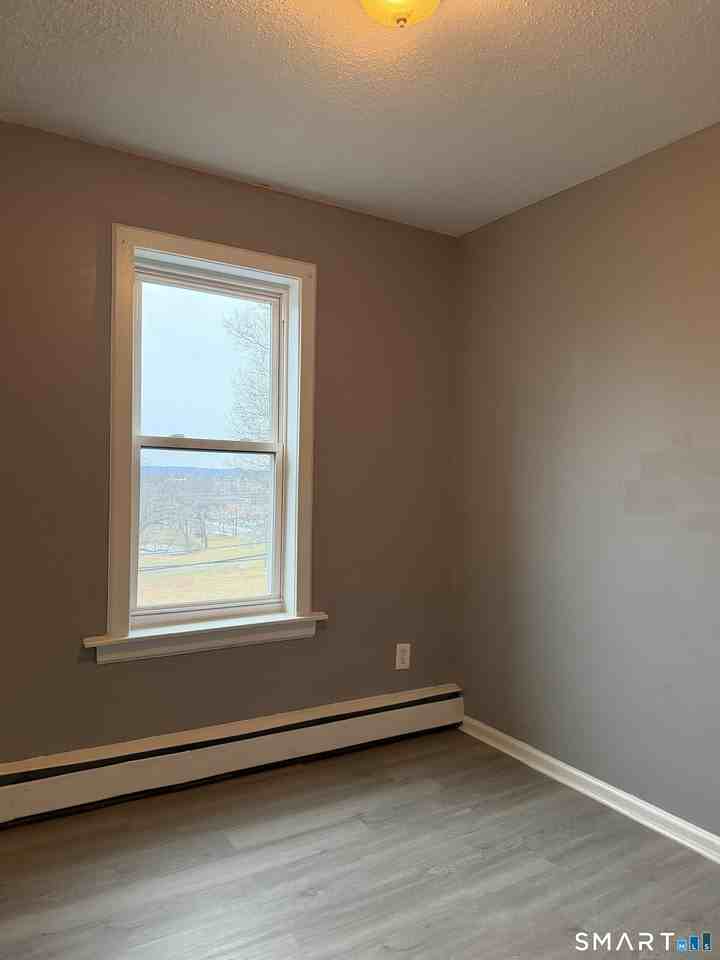 50 York St - Photo 5 of 6