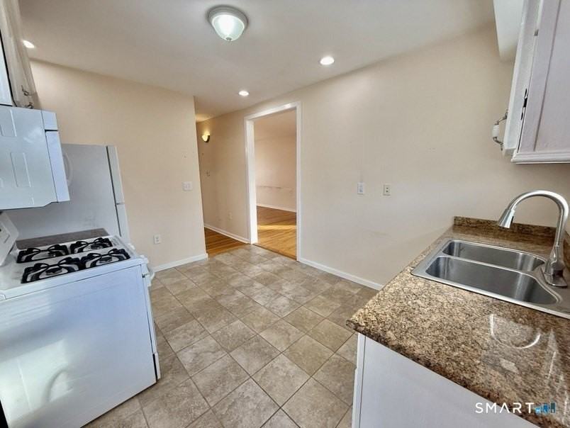 434 Washington Ave Unit 2 #2 - Photo 6 of 16