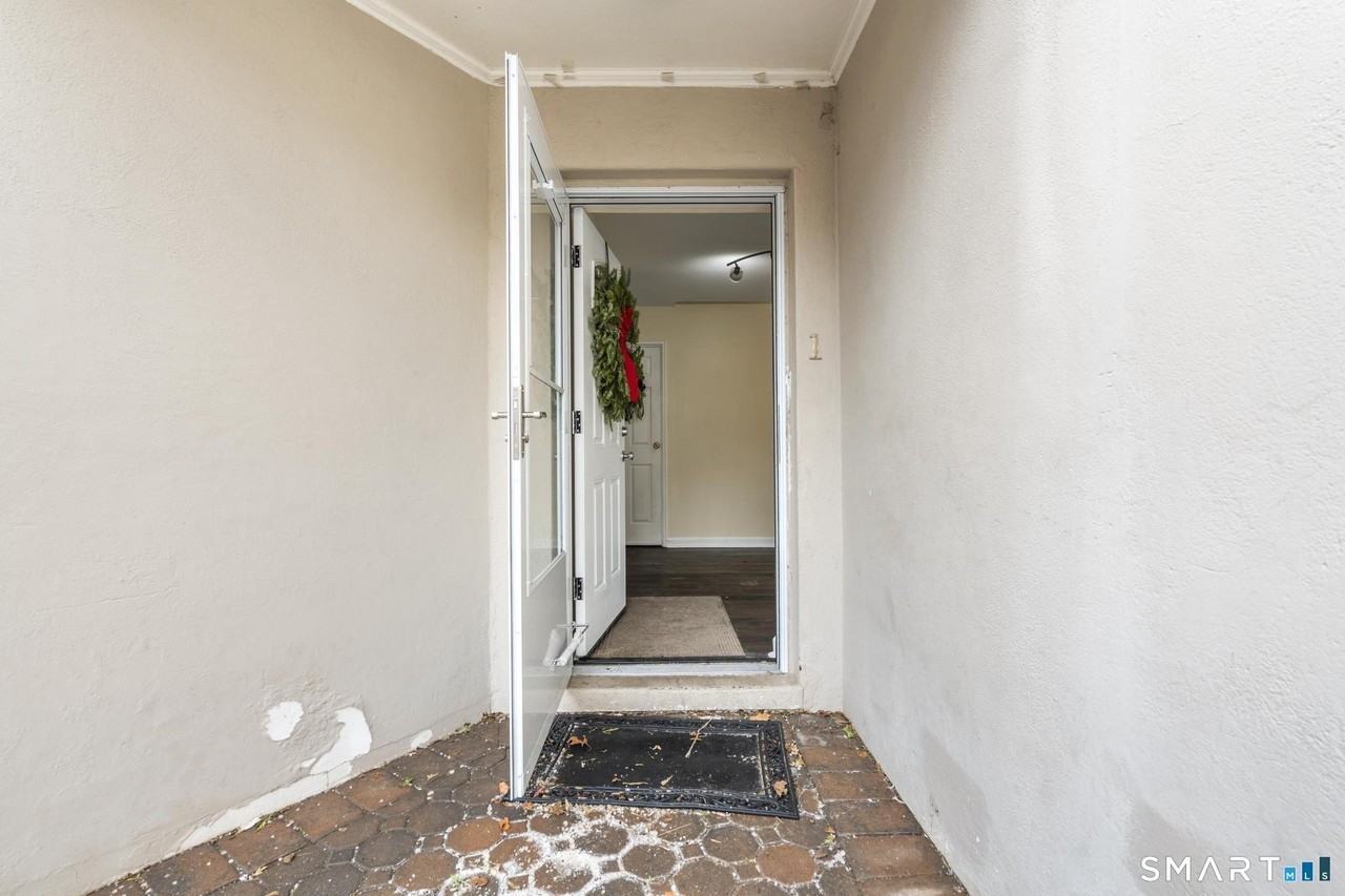 84 Taylor Ave Apt 1 #1 - Photo 4 of 40