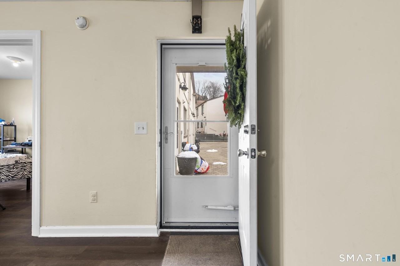 84 Taylor Ave Apt 1 #1 - Photo 5 of 40