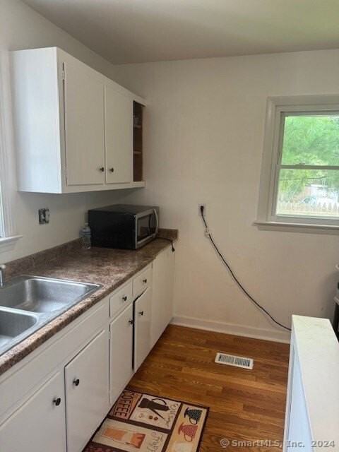 655 West Ave Unit Back #BACK - Photo 4 of 18