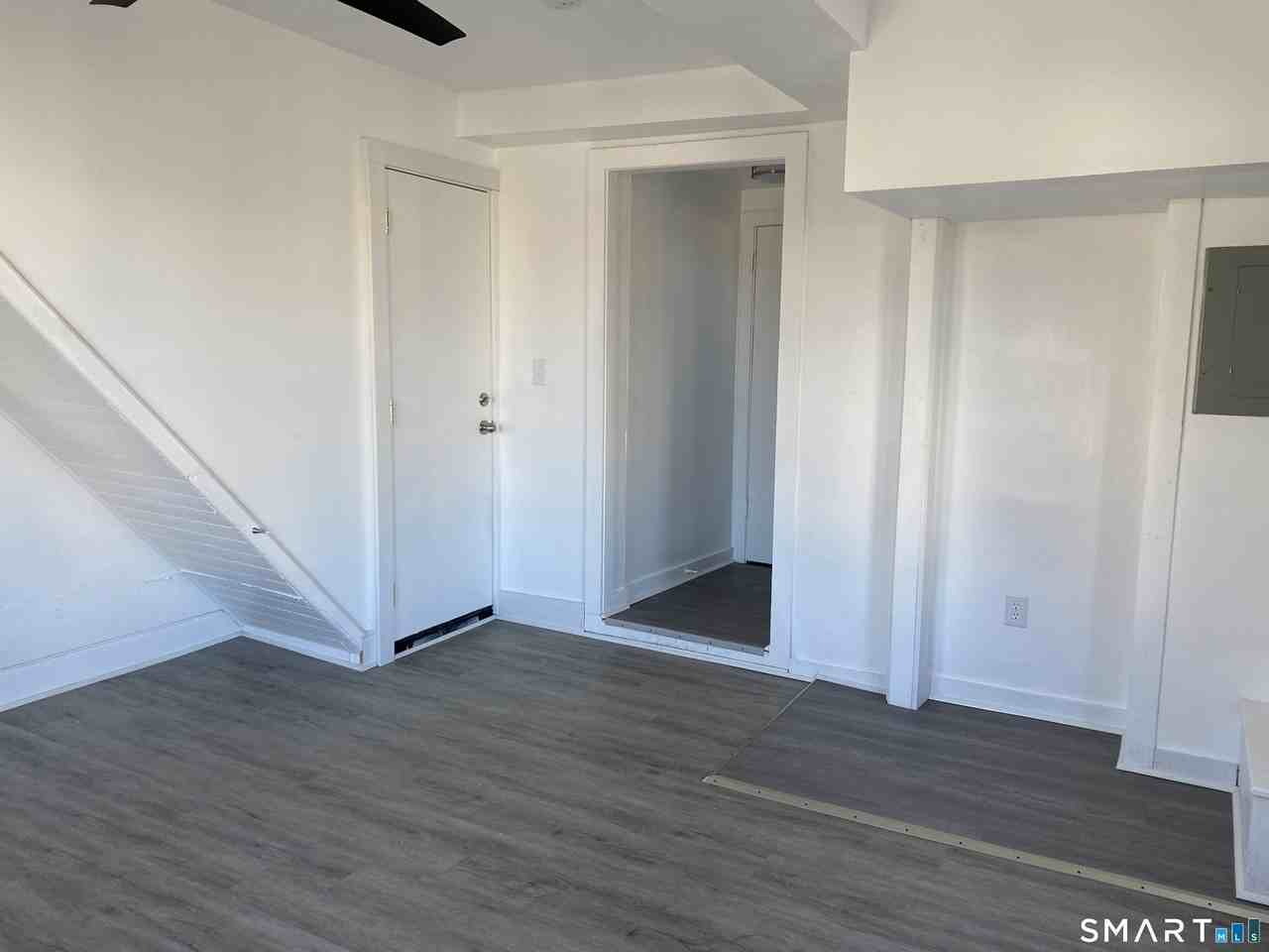 26 Prospect St Apt 9 #9 - Photo 5 of 12