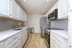 featured image of 105 Harbor Dr Apt 107 #107