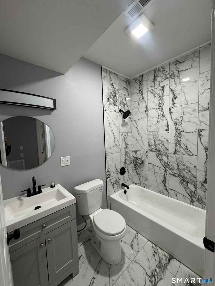 231 Davenport Ave Unit 1 #1 - Photo 2 of 6