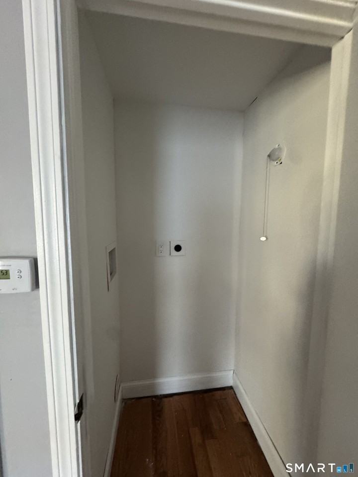 231 Davenport Ave Unit 1 #1 - Photo 6 of 6