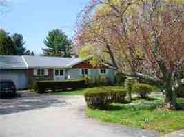 featured image of 927 Burroughs Rd
