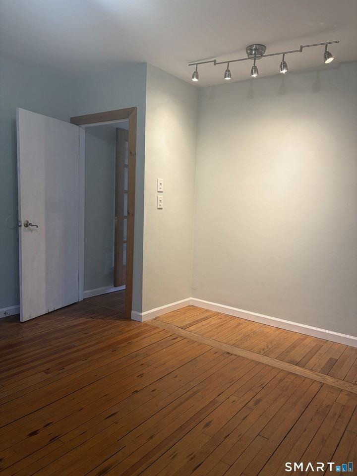 43 Dublin Rd - Photo 4 of 11