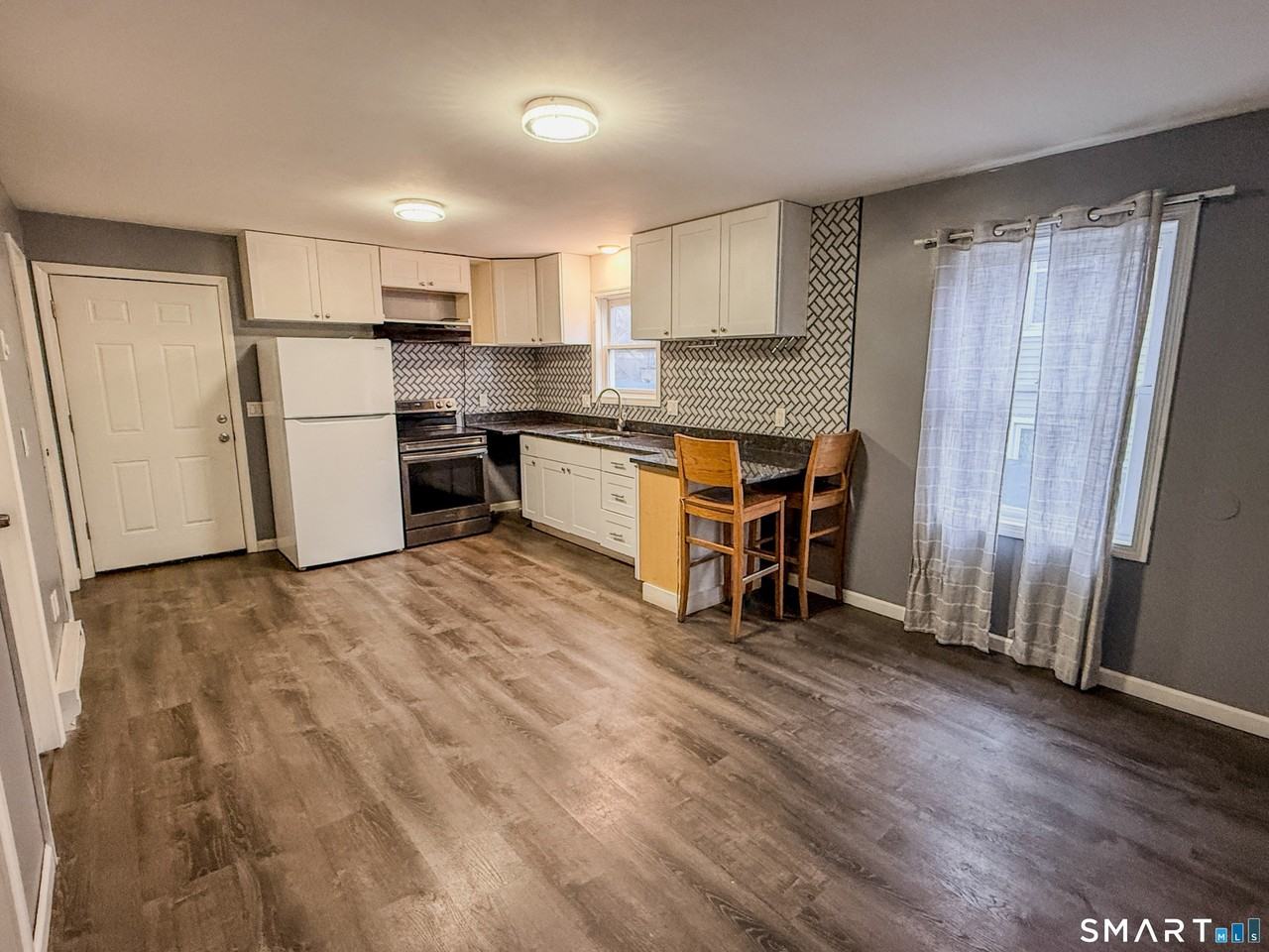 51 River St Apt 1 #1 - Photo 7 of 17