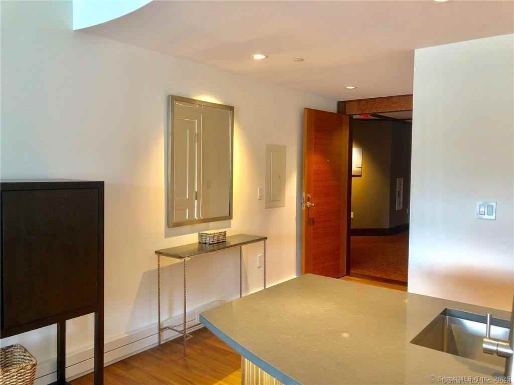 5 Church Ln Apt 410 #410 - Photo 4 of 30