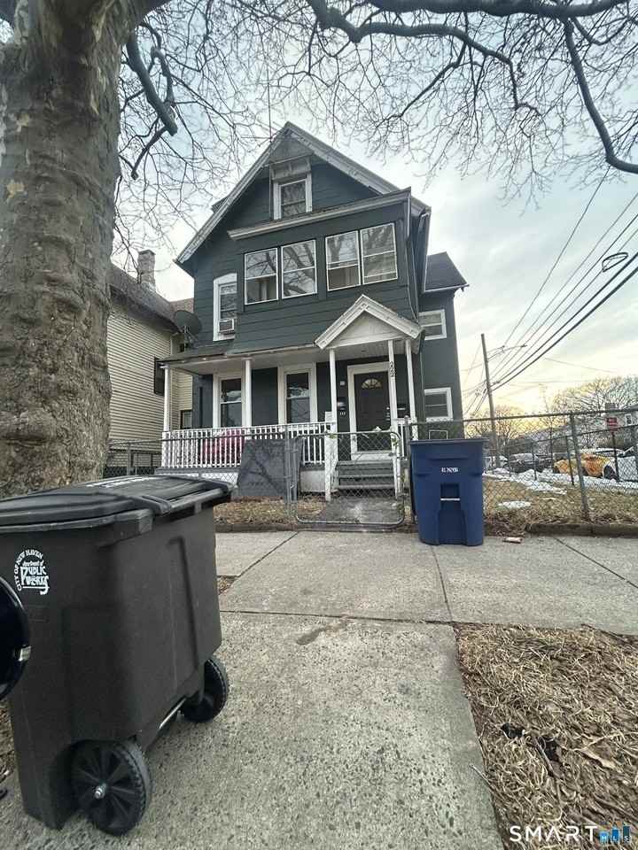 222 Hallock Ave Unit 1 #1