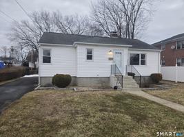 featured image of 3 Myrtle Ave