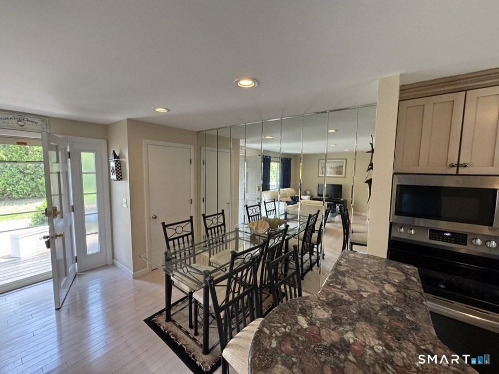 7 Clearwater Ln Unit 7 #7 - Photo 6 of 40