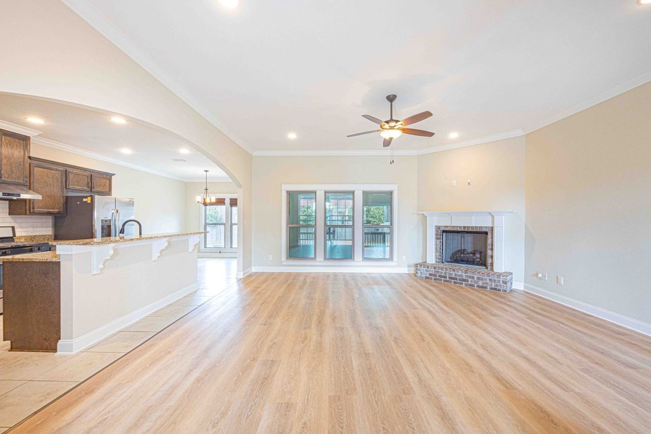 27142 Gramercy Ln #1 - Photo 5 of 34