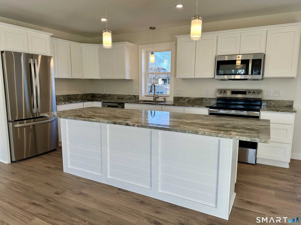 48 Cedar St Unit D #D