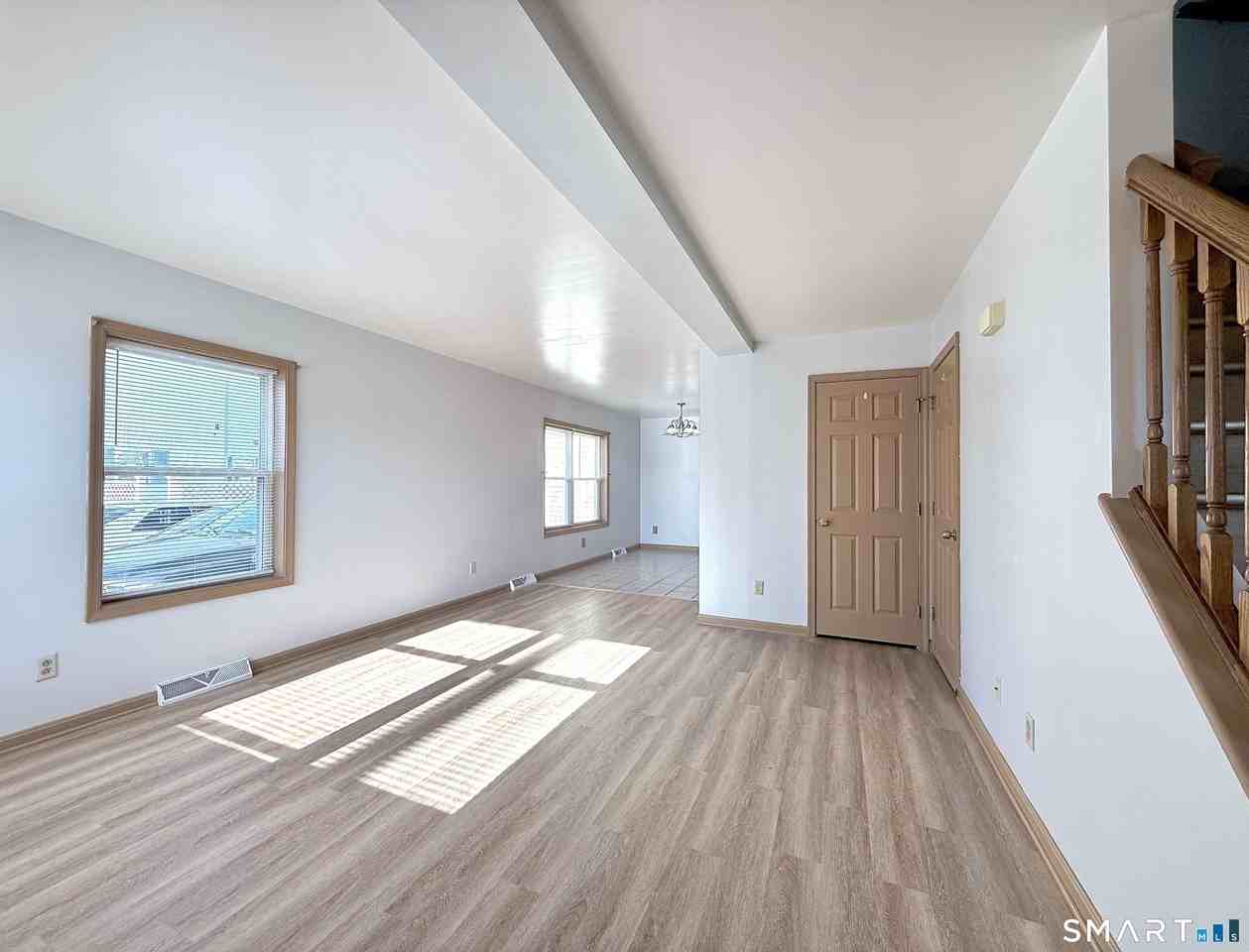 209 Hamilton St - Photo 2 of 18