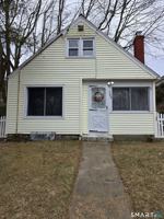 featured image of 784 Howe Ave