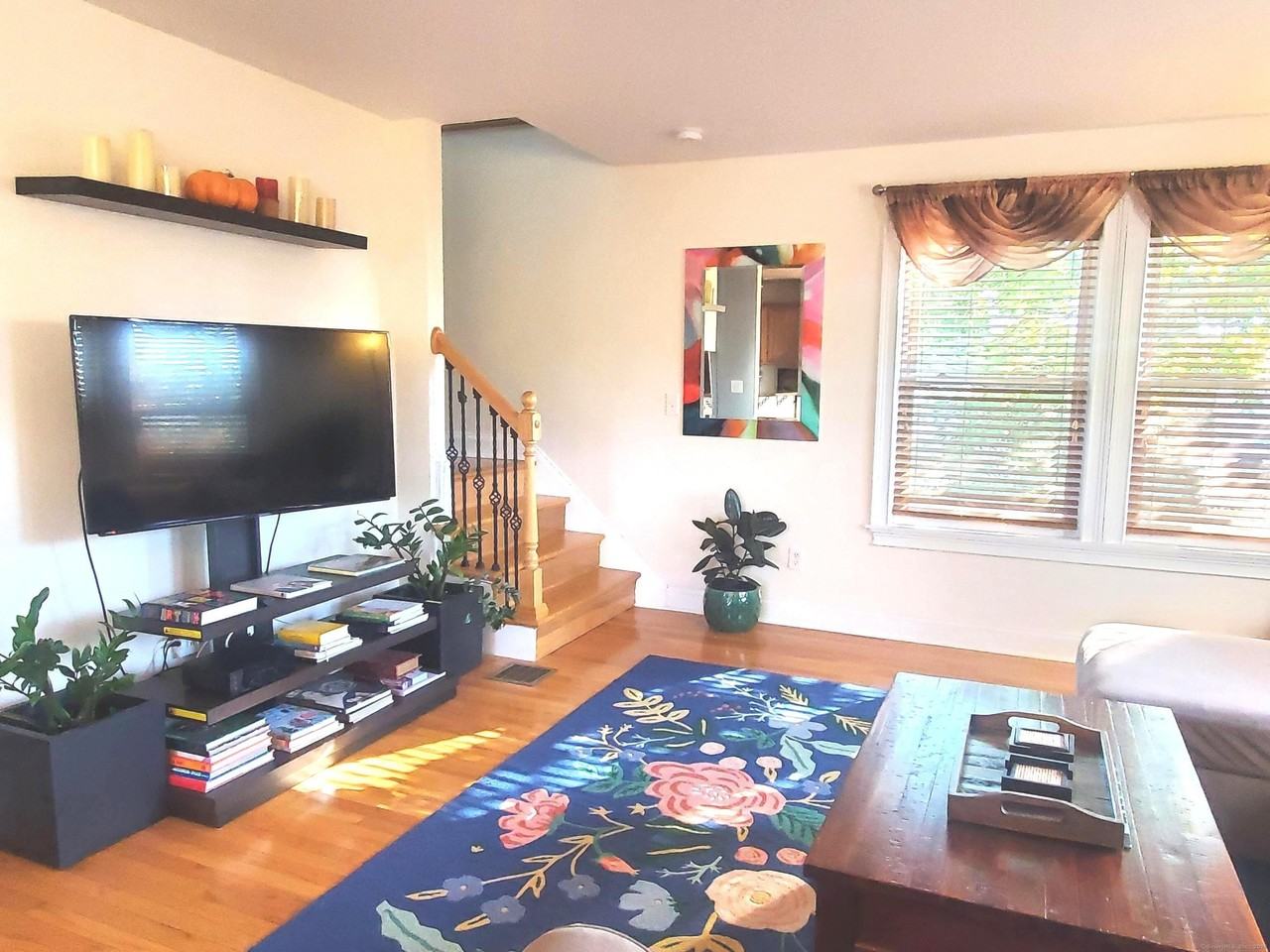 1093 Shippan Ave - Photo 3 of 38