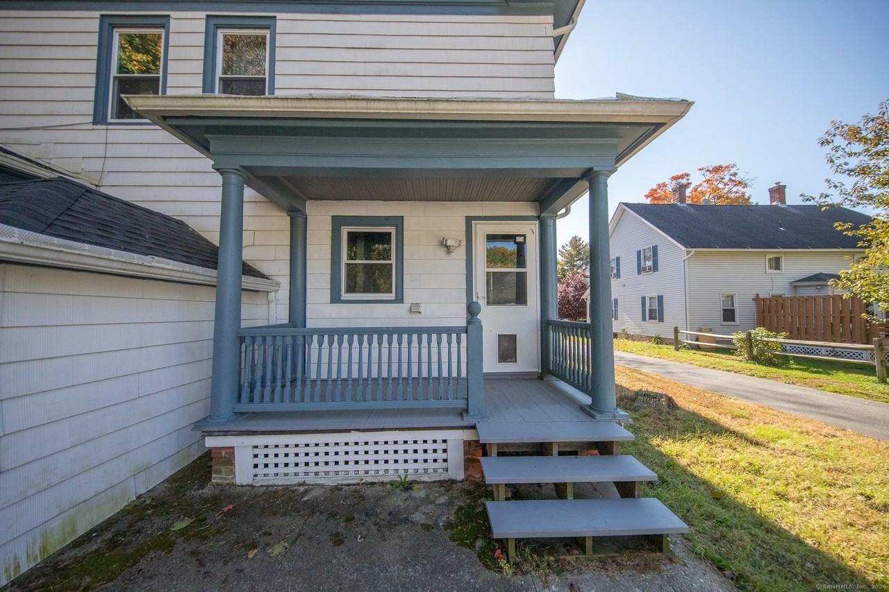 32 Linnell St Unit 34 #34 - Photo 2 of 19