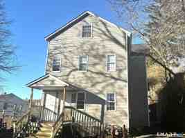 featured image of 6 Grove Ct