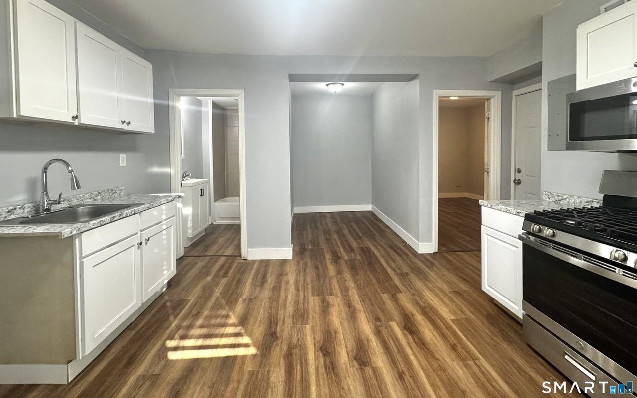 6 Grove Ct - Photo 4 of 8