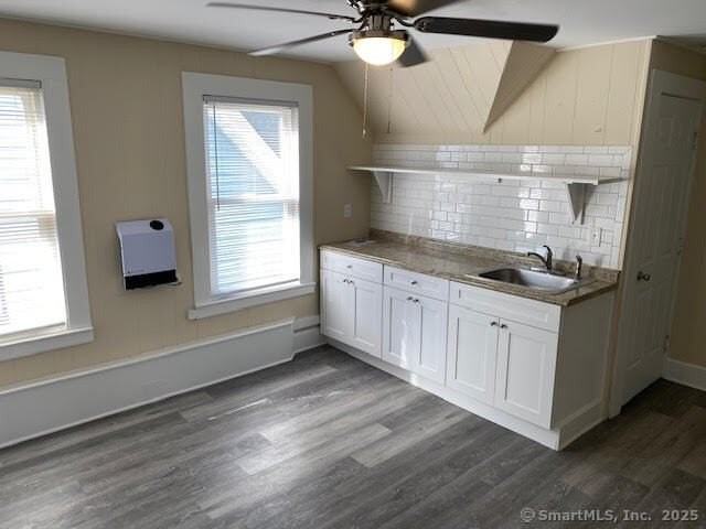 108 Washington St 3rd Fl #3rdFL - Photo 2 of 11