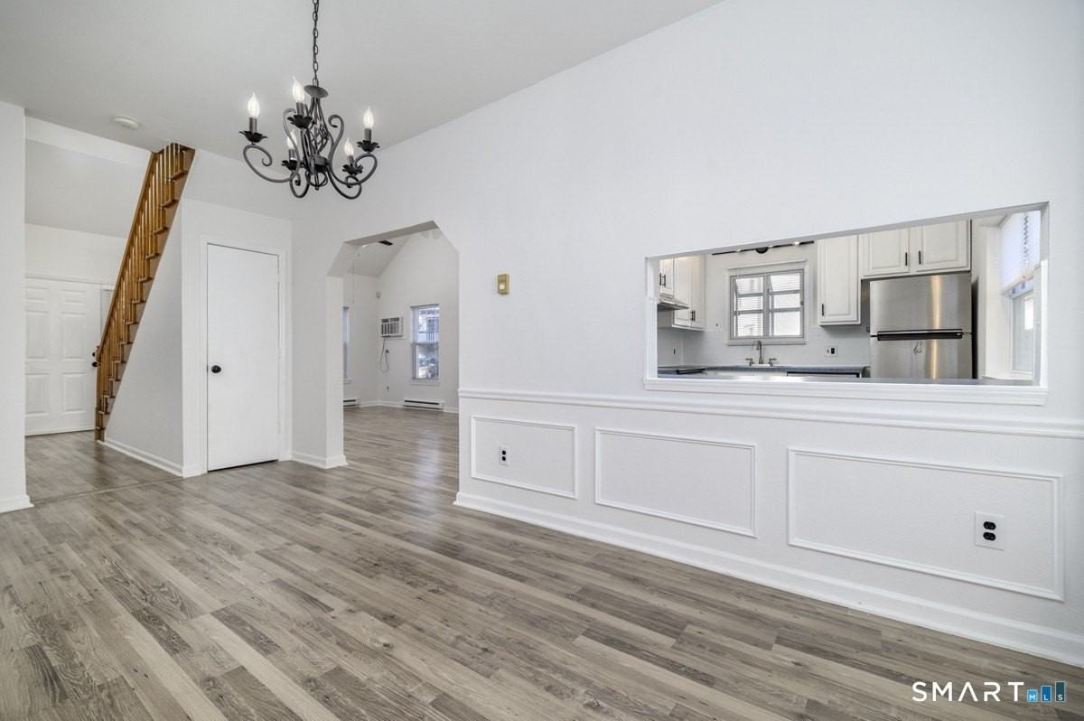 905 Oronoke Rd Apt 13 #13 - Photo 7 of 28