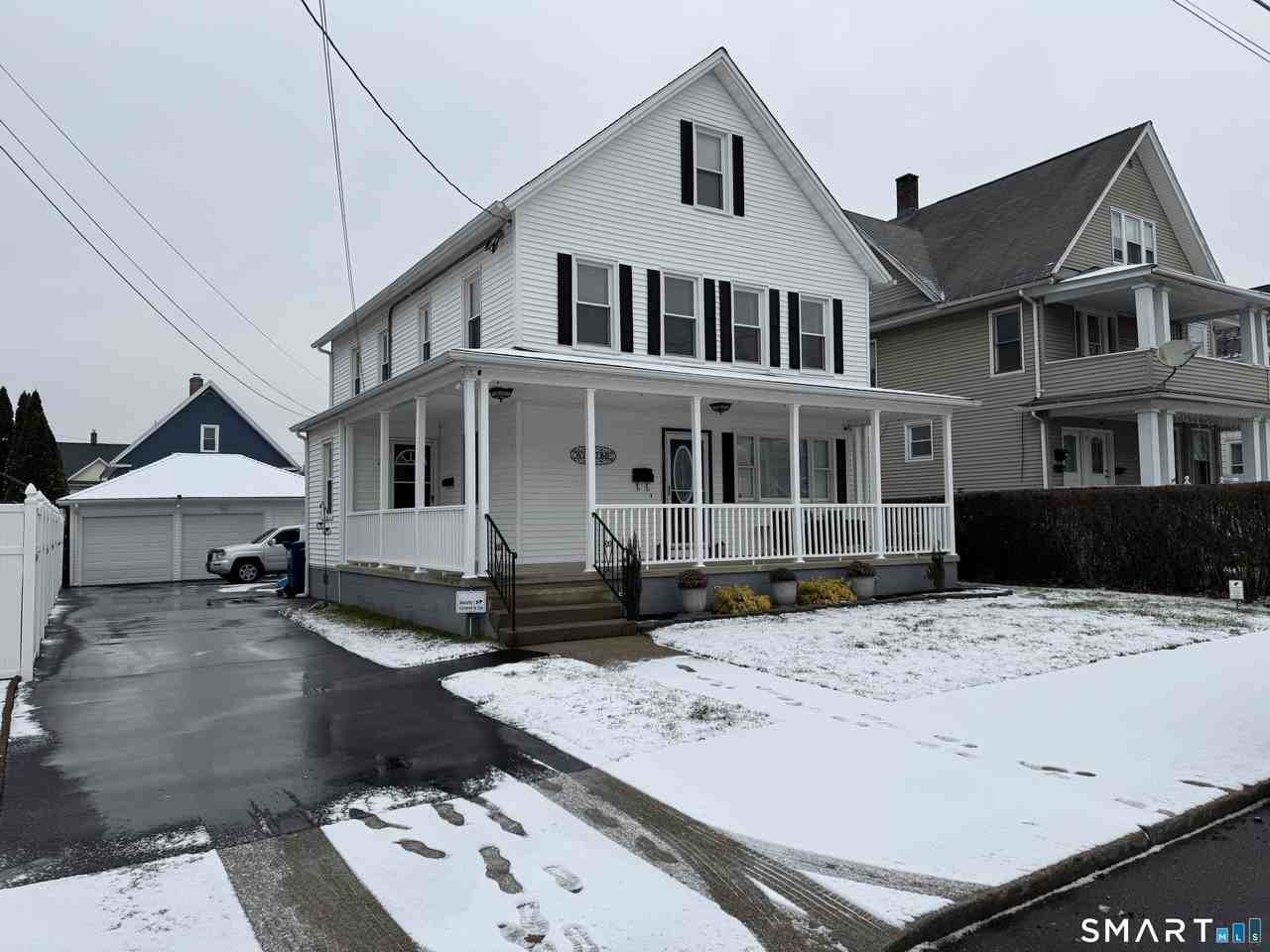 22 Dwight St 2nd Fl #2ndFL