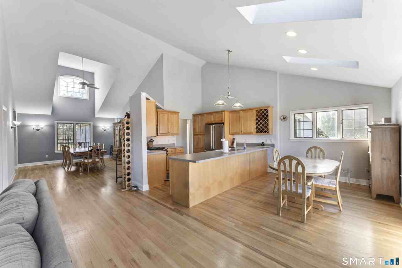 7 Lower County Rd - Photo 7 of 40