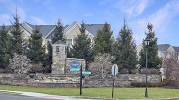 featured image of 203 Center Meadow Ln Unit 203 #203