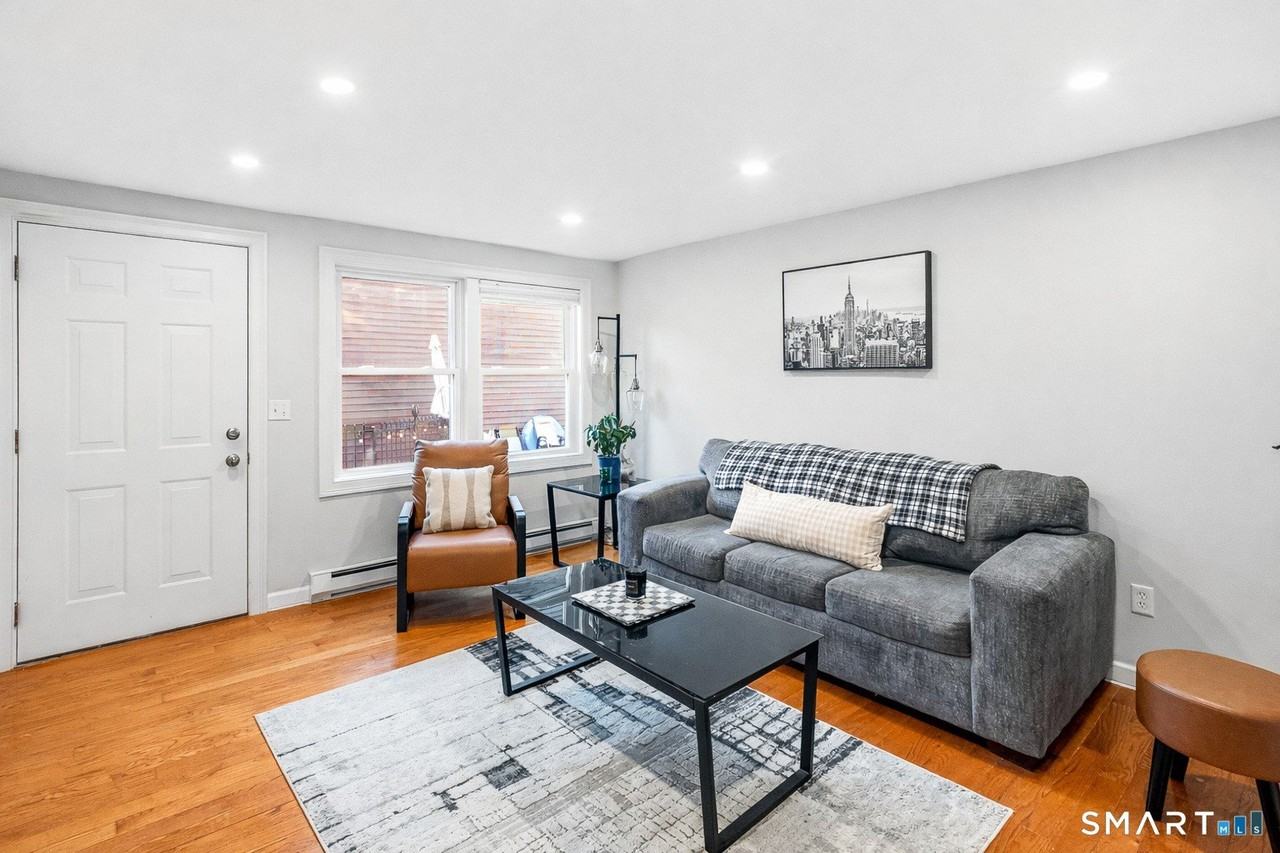 89 Furnace Ave Apt S3 #S3 - Photo 4 of 21