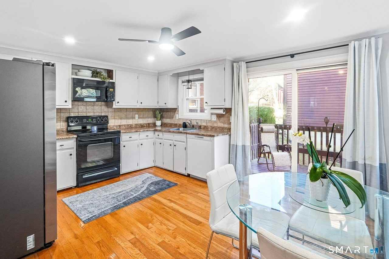 89 Furnace Ave Apt S3 #S3 - Photo 5 of 21