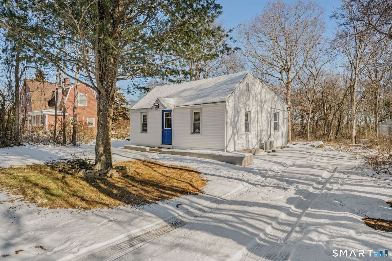 127 Spithead Rd - Photo 2 of 17