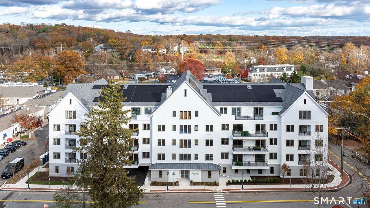 22 Hubbard Rd - Photo 2 of 19