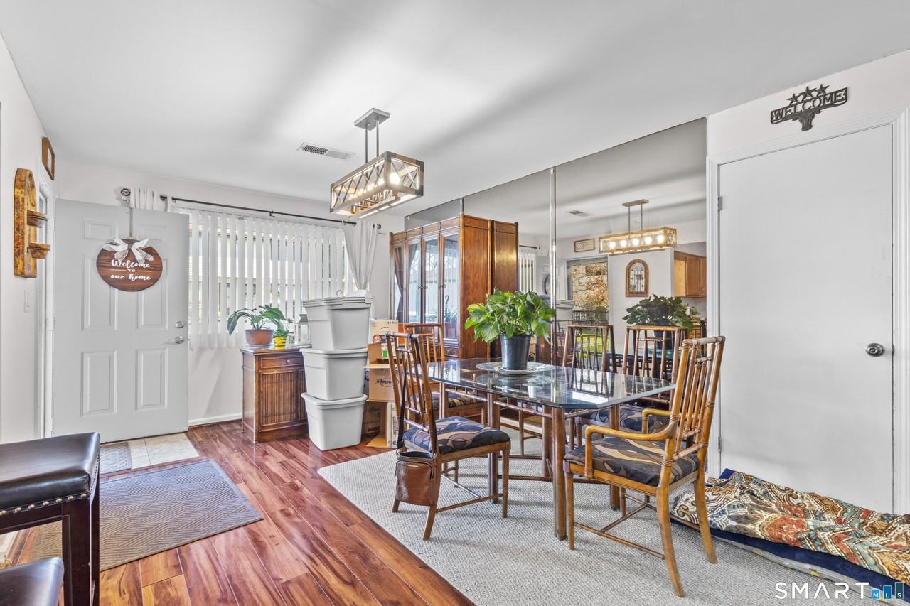 140 Thompson St Apt 18d #18D - Photo 5 of 16