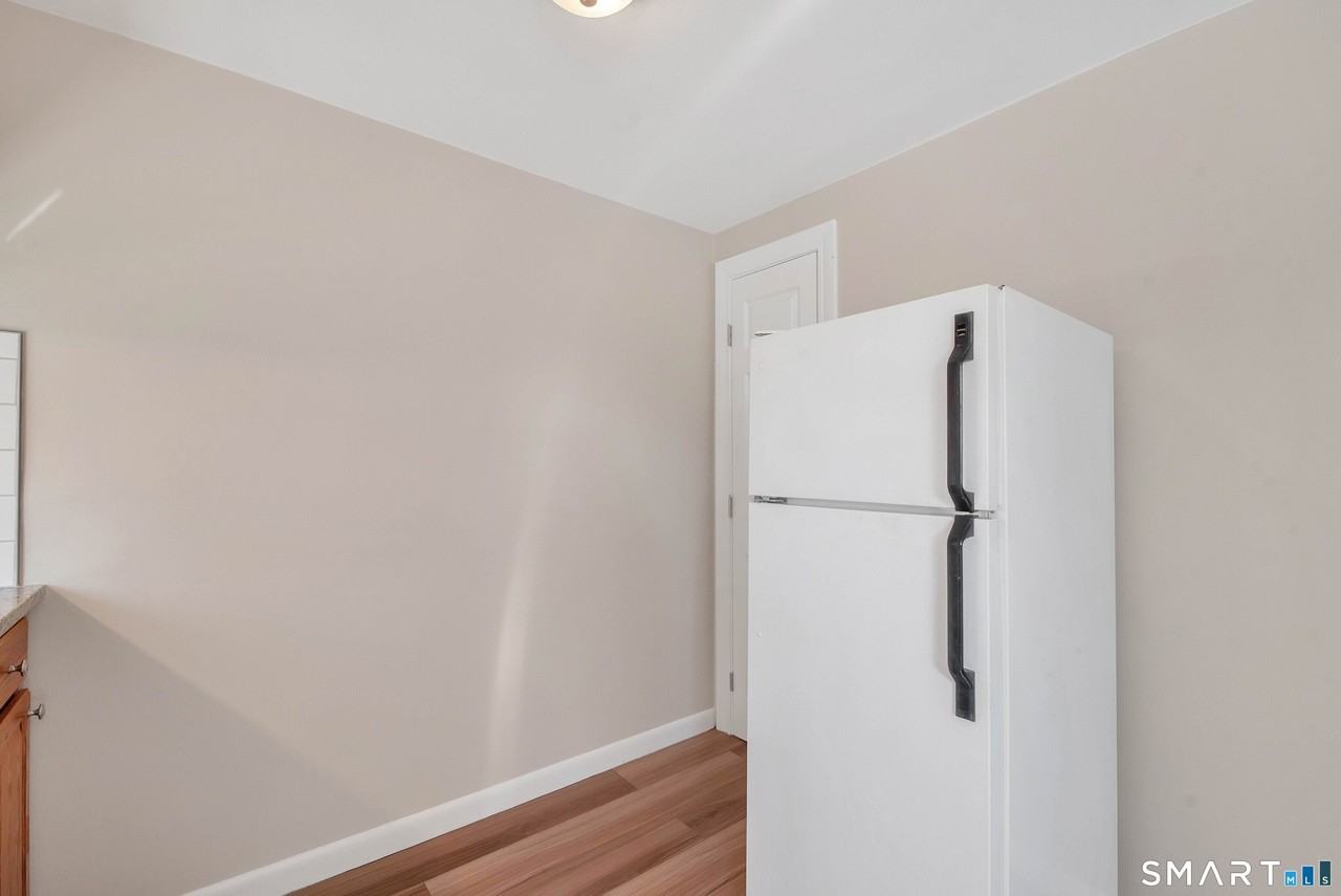 353A Main St Unit 204 #204 - Photo 5 of 12